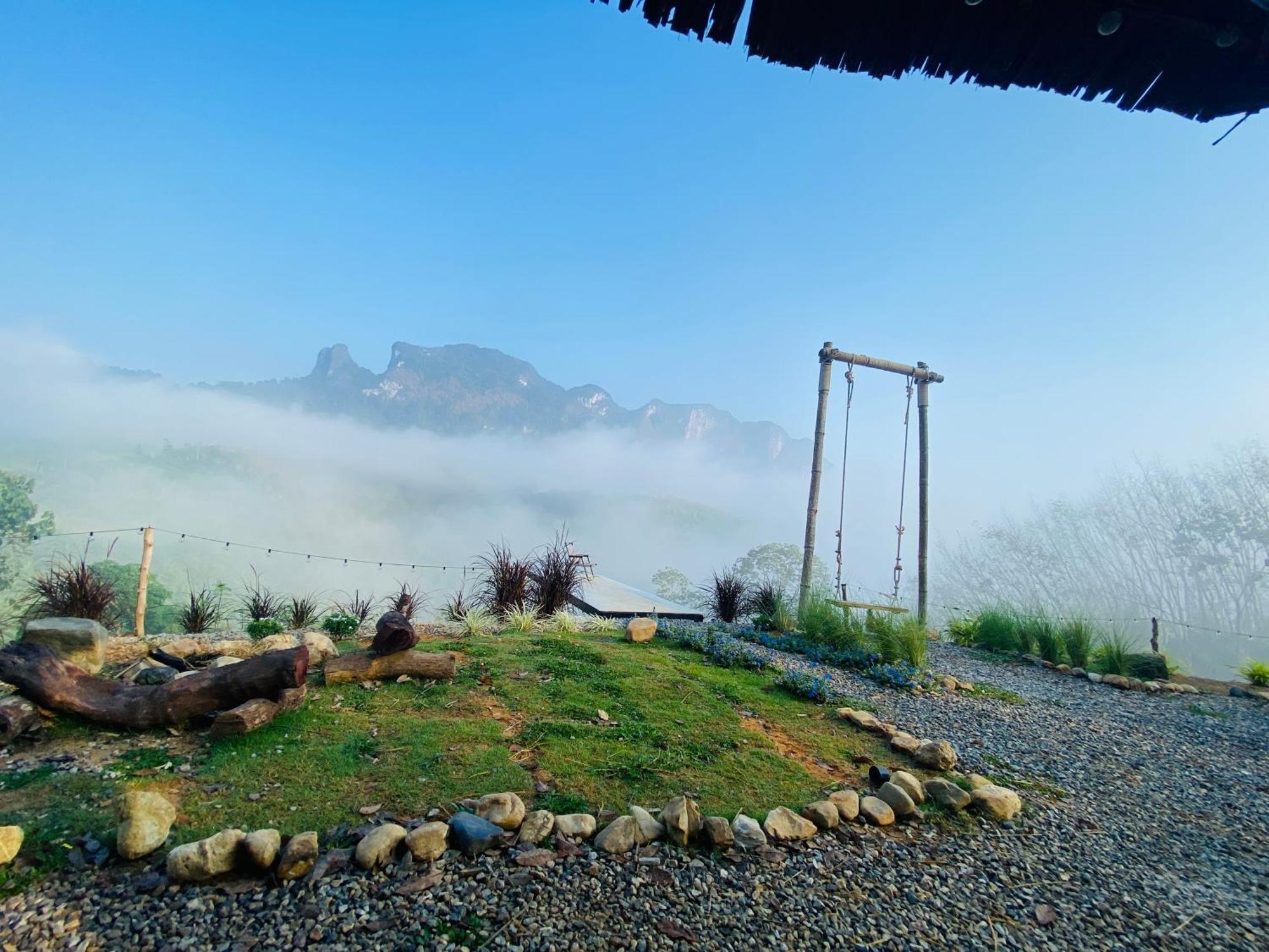 Camping Phutajoy Khaosok แคมป์ปิ้งภูตาจ้อยเขาศก Ban Thung Lang Tham Eksteriør billede